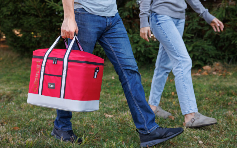 Cuisinart Outdoors Square Cooler - Red - 6